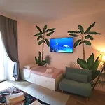 5 Terre Flat