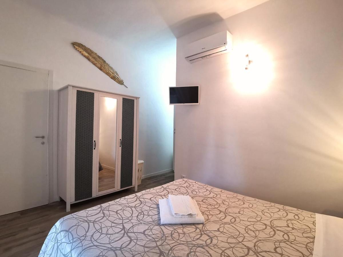 5 Terre Flat Apartment *